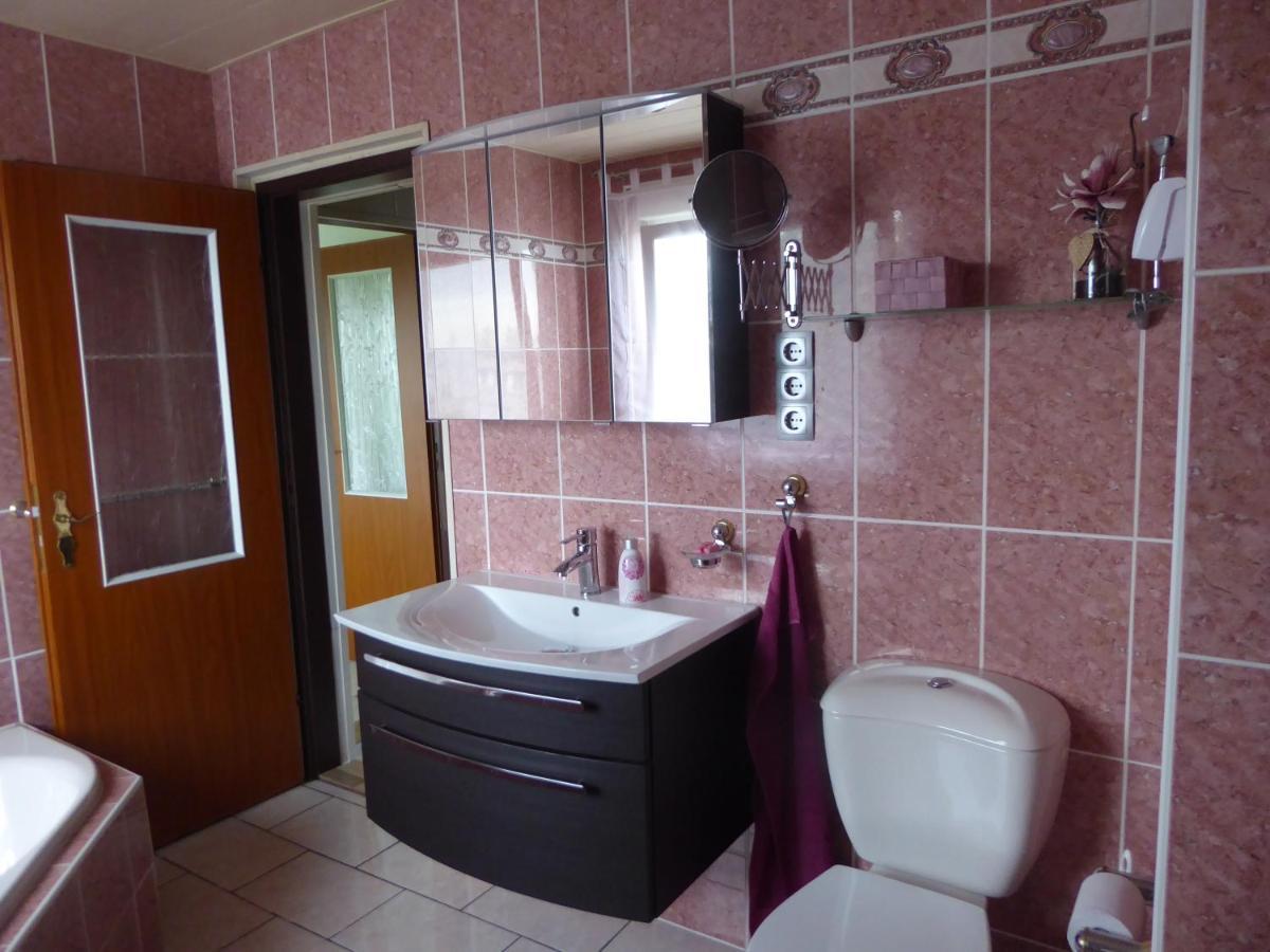 Ferienwohnung Hagebuttenweg Тале Екстериор снимка